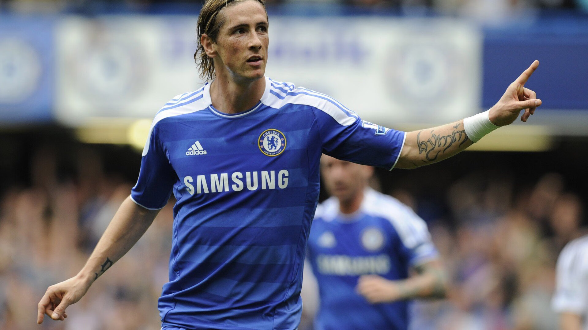 英超裁判使用语义情境回放减少比赛中争议焦点失控，2021赛季英超裁判